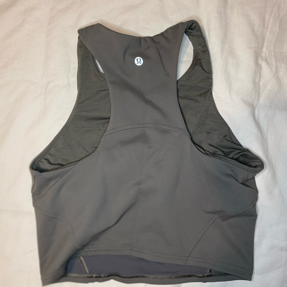 Lululemon bra size 8